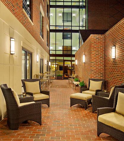 Hotel Courtyard Historic District Fredericksburg